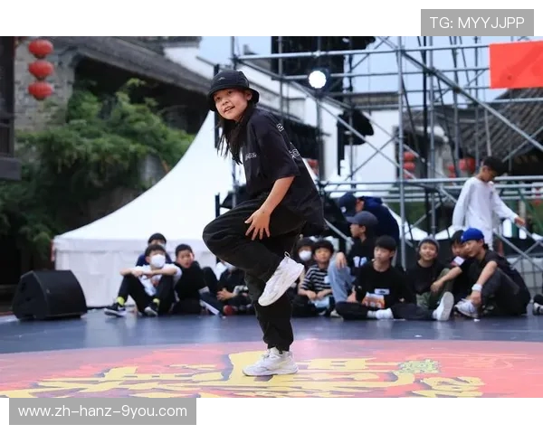 南京街舞队在全国街舞配合排行榜中荣获第八名展现出色实力与风采